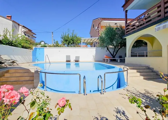 Flego 4 Novigrad Istria